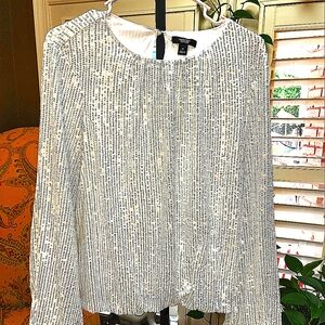 SIMPLY VERA BLOUSE SZ MED